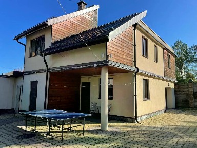 Сдается 2-этажный коттедж, 136 м²