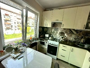 Продается 3-комн. квартира, 57 м²