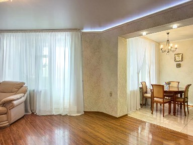 Продается 3-комн. квартира, 126,8 м²