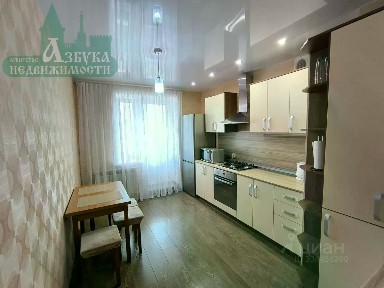 Продается 2-комн. квартира, 61 м²