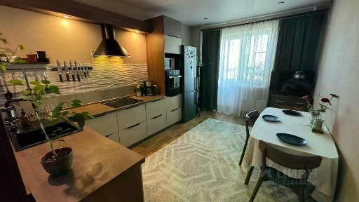 Продается 2-комн. квартира, 68,2 м²