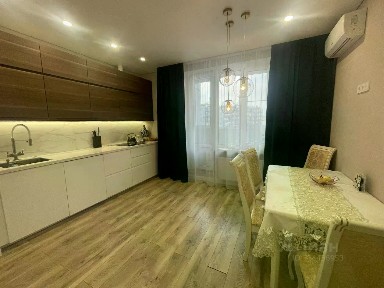 Продается 3-комн. квартира, 66 м²