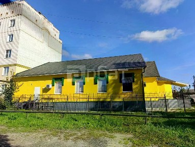 Продается помещение свободного назначения, 422 м²