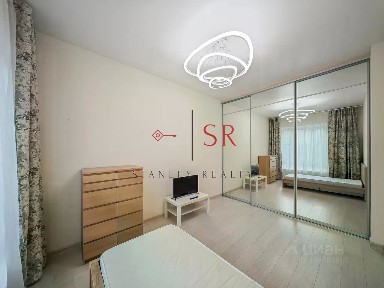 Сдается 4-комн. квартира, 107 м²