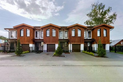 Продается 2-этажный таунхаус, 164 м²