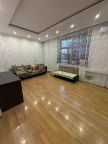 Продается 3-комн. квартира, 69,6 м²