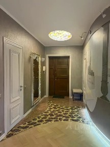 Сдается 4-комн. квартира, 142,5 м²