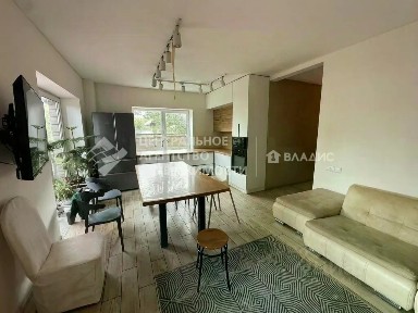 Сдается 2-этажный коттедж, 120 м²