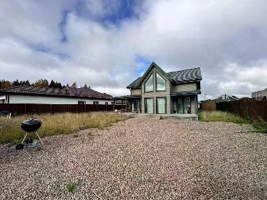 Продается 2-этажный дом, 250 м²