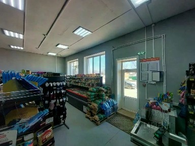 Продается торговая площадь, 163 м²