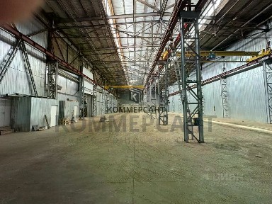 Сдается здание, 1 500 м²