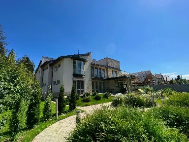 Продается 2-этажный коттедж, 453 м²