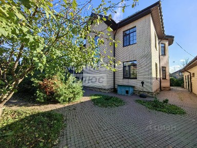 Продается 2-этажный дом, 232 м²
