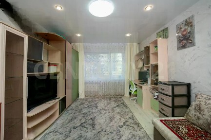 Продается 69/100 квартиры, 43/27,1/10,9 м²