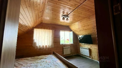 Сдается 3-этажный дом, 215 м²