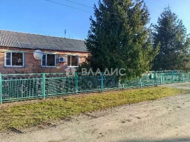 Ростовская область, Семикаракорский район, Задоно-Кагальницкая станица, ул. 30 лет Победы, 87