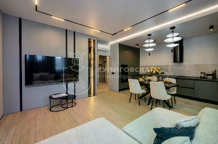 Продается 5-комн. квартира, 118 м²