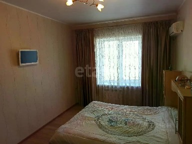 Продается 4-комн. квартира, 143,2 м²