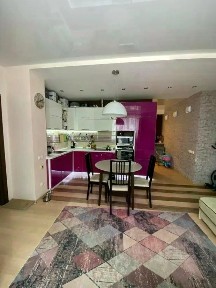 Продается 2-комн. квартира, 81,1 м²