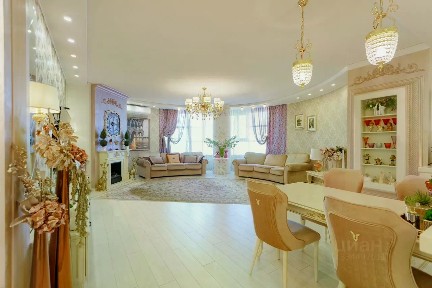 Продается 4-комн. квартира, 175 м²