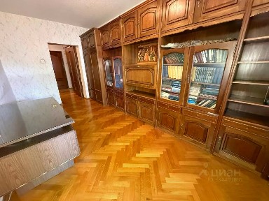 Продается 3-комн. квартира, 127,8 м²