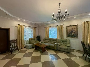 Сдается 3-этажный дом, 401 м²