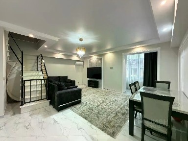 Продается многокомнатная квартира, 135 м²