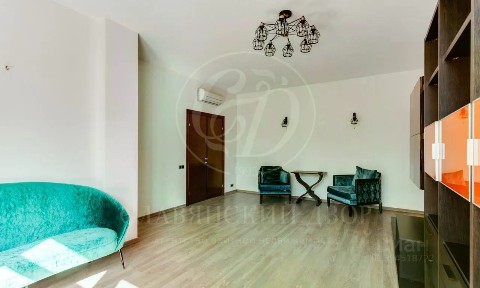 Продается 3-комн. квартира, 100 м²