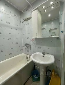 Продается 2-комн. квартира, 49,6 м²