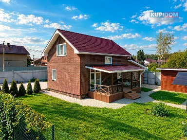 Продается 2-этажный дом, 105 м²