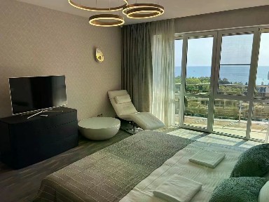 Продается 2-комн. квартира, 117,5 м²