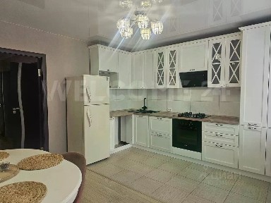Продается 2-комн. квартира, 83 м²