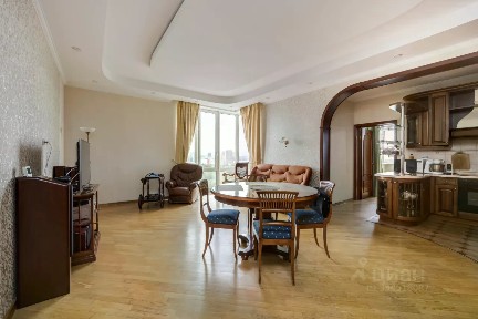 Продается 3-комн. квартира, 92,6 м²