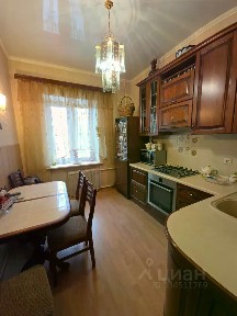 Продается 2-комн. квартира, 60 м²