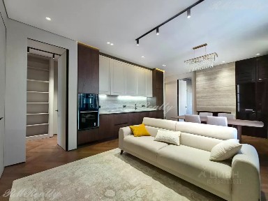 Продается 4-комн. квартира, 98 м²
