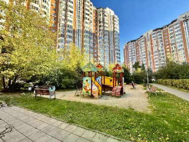 Продается 2-комн. квартира, 60,5 м²