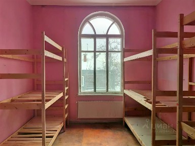 Сдается 3-этажный коттедж, 280 м²