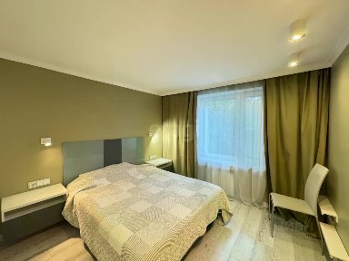 Продается 2-комн. квартира, 65 м²