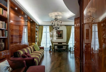 Продается 3-комн. квартира, 160 м²
