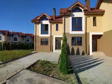Продается 2-этажный таунхаус, 91 м²