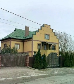 Продается 3-этажный дом, 334,9 м²