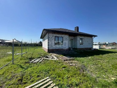 Продается 1-этажный дом, 102 м²