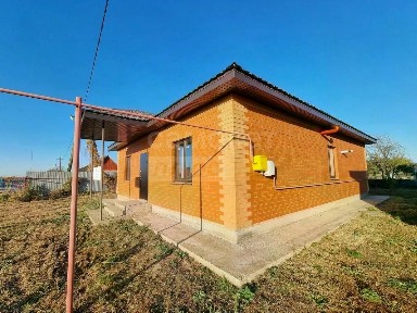 Продается 1-этажный дом, 105 м²