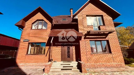 Продается 2-этажный коттедж, 237 м²