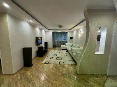 Продается 4-комн. квартира, 106 м²