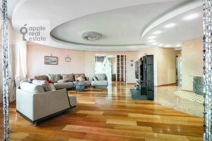 Сдается 4-комн. квартира, 179 м²