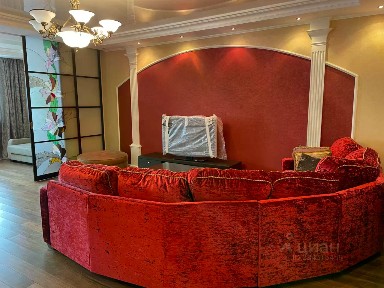 Сдается 3-комн. квартира, 139 м²