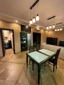 Сдается 4-комн. квартира, 135 м²