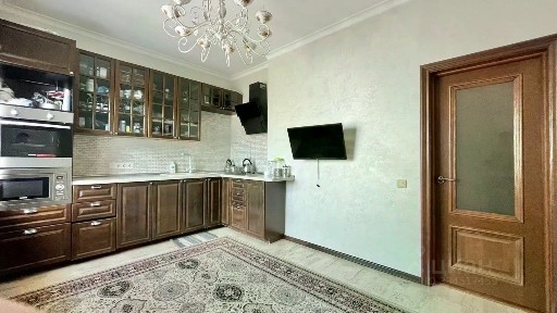 Продается 2-комн. квартира, 64 м²