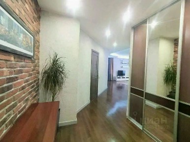 Сдается 2-комн. квартира, 81 м²
